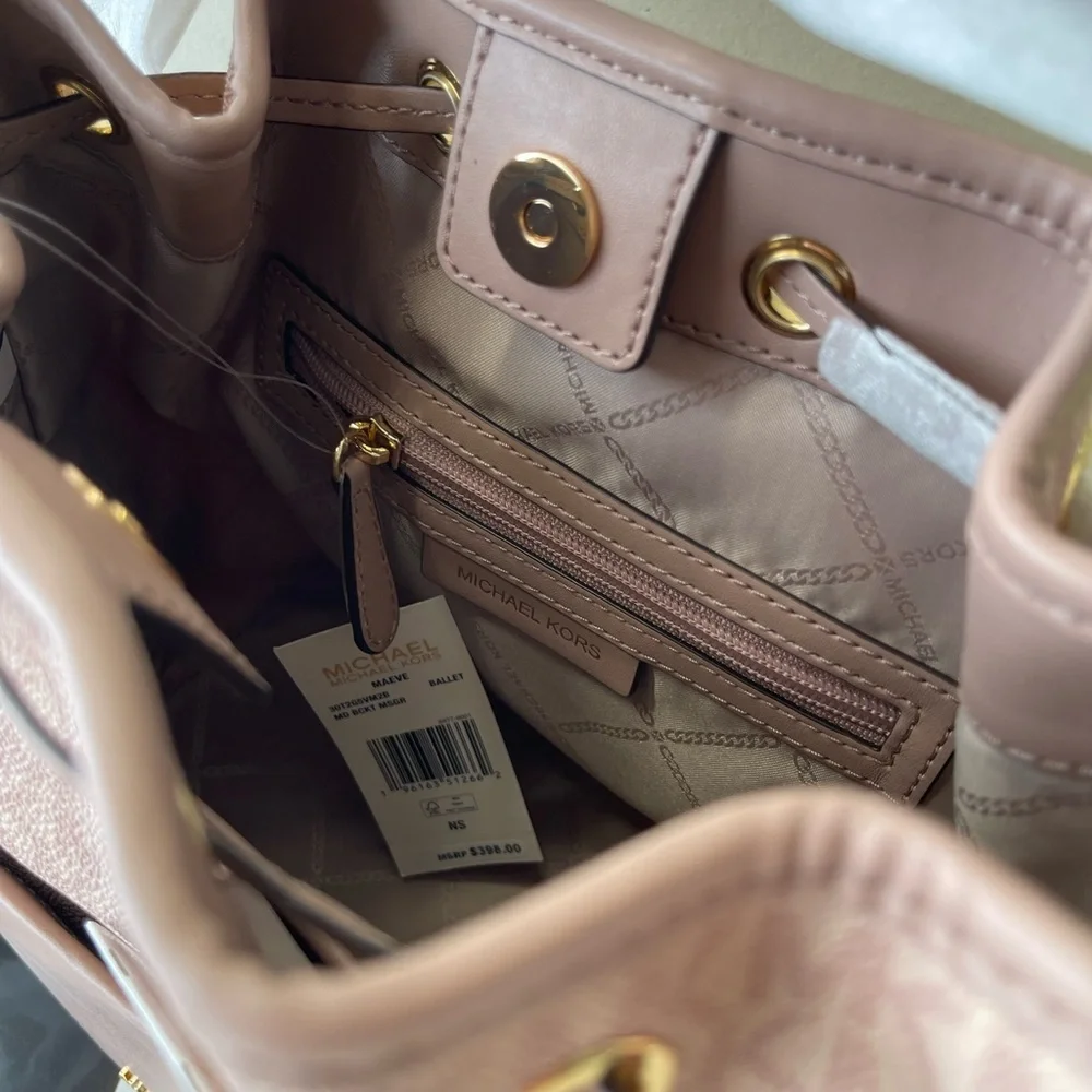 (new+tag) Michael Kors Maeve medium bucket messenger signature monogram pink
